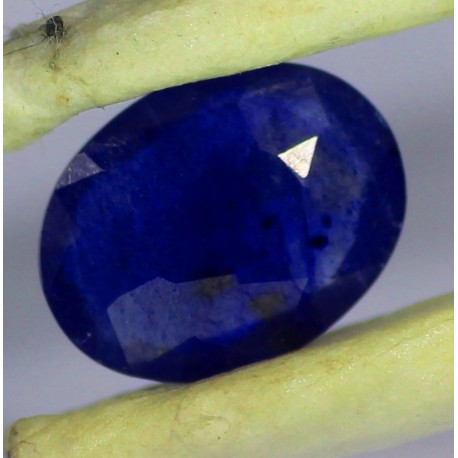 Sapphire 1.75 CT Oval Cut Bangkok   0063