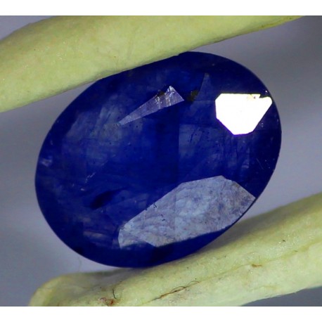 Sapphire 2.10 CT Oval Cut Bangkok   0072