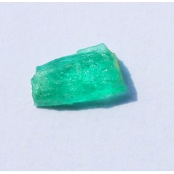 0.90 CT 100% Natural  Rough Emerald Gemstone Afghanistan 318
