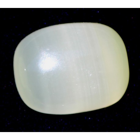 Yellowish Green 38 CT Onyx Oval Cut Gemstone  0006