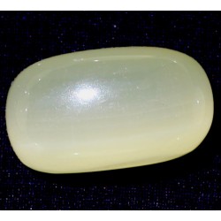Yellowish Green 32 CT Onyx Oval Cut Gemstone  0011
