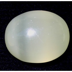 Yellowish Green 41 CT Onyx Oval Cut Gemstone  0015