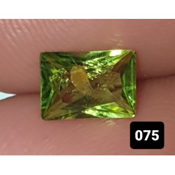 0.85 CT Green Peridot Gemstone Pakistan 0075