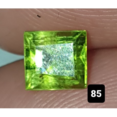 0.85 CT Green Peridot Gemstone Pakistan 0085