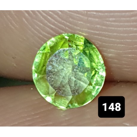 0.80 CT Green Peridot Gemstone Pakistan 0148
