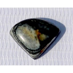 11.5 CT Bi Color  Jade Gemstone Afghanistan 0037