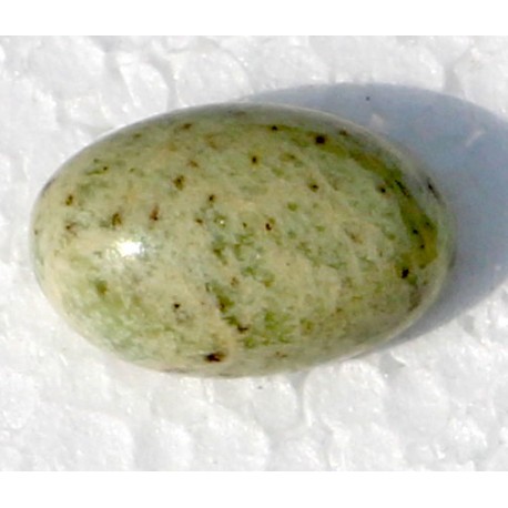 Jade  17 CT Green Gemstone Afghanistan 0001