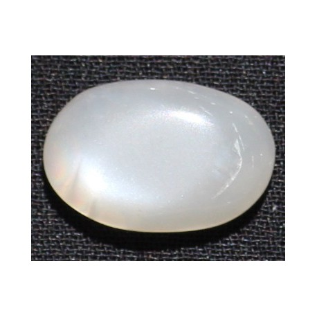 8.5 Carat 100% Natural Moonstone Gemstone Afghanistan Product No 158
