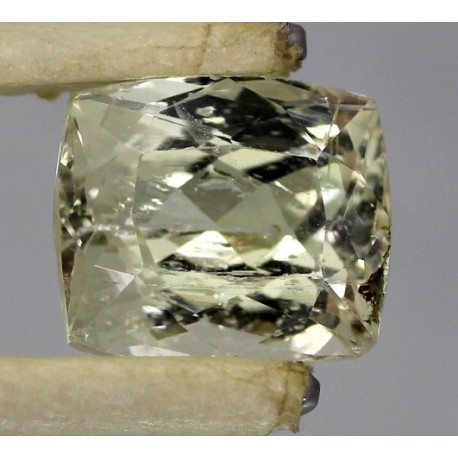 9.5 Carat 100% Natural Kunizte Gemstone Afghanistan Product No 399