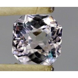 9 Carat 100% Natural Kunzite Gemstone Afghanistan Product No 0371