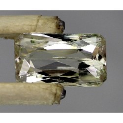 4 Carat 100% Natural Kunzite Gemstone Afghanistan Product No 0362