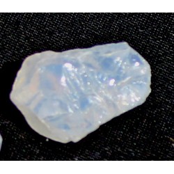 28.5 Carat 100% Natural Moonstone Gemstone Afghanistan Product no 051