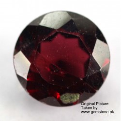 Garnet 2.0 CT Redish Gemstone Afghanistan 0095