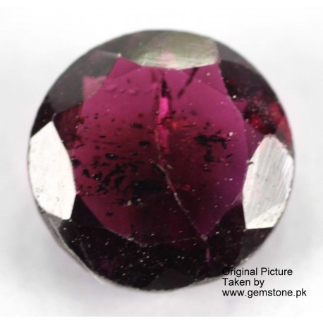 Garnet 2.0 CT Redish Gemstone Afghanistan 0096