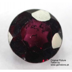 Garnet 2.0 CT Redish Gemstone Afghanistan 0105