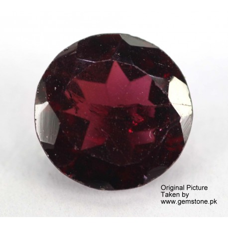 Garnet 2.0 CT Redish Gemstone Afghanistan 0107