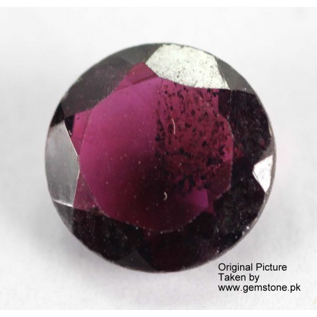 Garnet 2.0 CT Redish Gemstone Afghanistan 0108