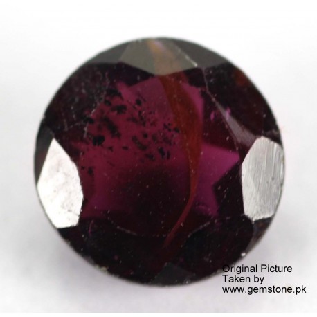 Garnet 2.0 CT Redish Gemstone Afghanistan 0112