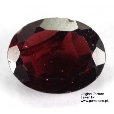 Garnet 2.0 CT Redish Gemstone Afghanistan 0123