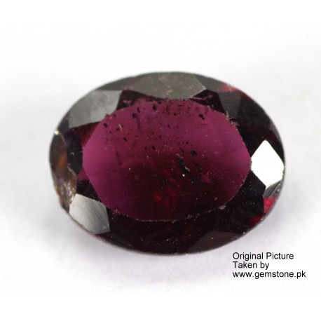 Garnet 2.0 CT Redish Gemstone Afghanistan 0136