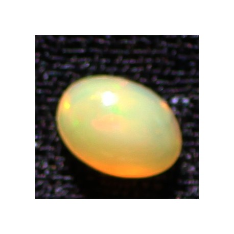 0.5 Carat 100% Natural White Opal Gemstone Ethiopia Ref: Product No 131