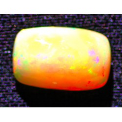 6 Carat 100% Natural White Opal Gemstone Ethiopia Ref: Product No 194