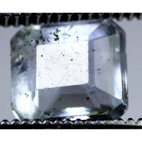 5.5 Carat 100% Natural Fluorite Gemstone  Ref: Product 080