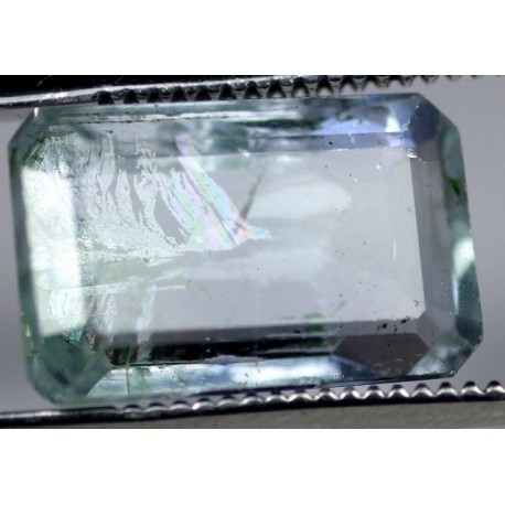 14 Carat 100% Natural Fluorite Gemstone  Ref: Product 090