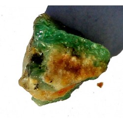9.0 Carat 100% Natural  Rough Emerald Gemstone Afghanistan Ref: Product No 143